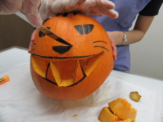 ハロウィンの手術